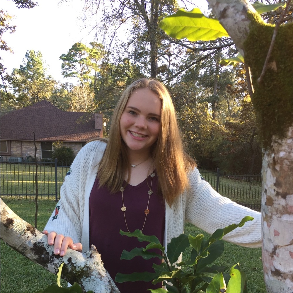 Meet your Posher, Meagan